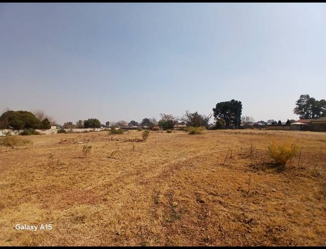 19,757M² VACANT LAND FOR SALE IN RIVERSDALE